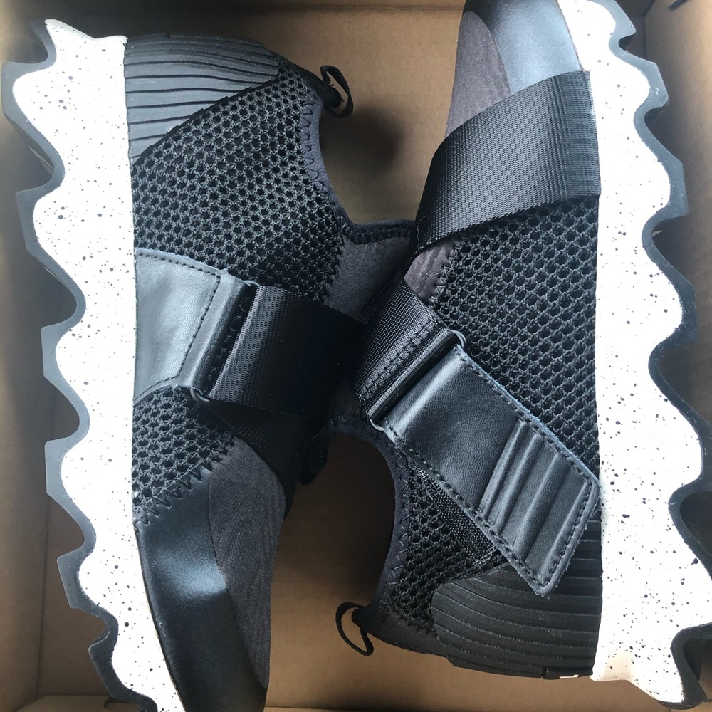 Sorel Kinetic Sneakers